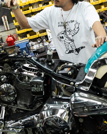 Stacked Tire Zombie / Winged Shovel (White)