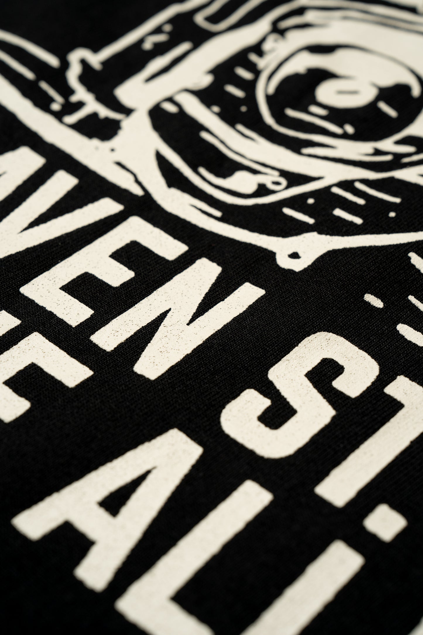 Stacked Tire Zombie / Winged Shovel (Black)